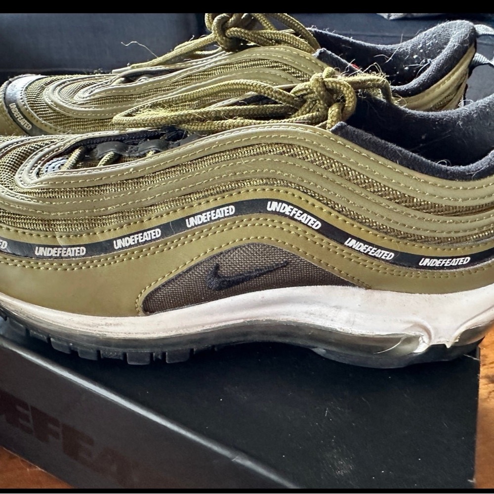 Nike Undefeated AirMax ‘97 Militia Green size men’s 7